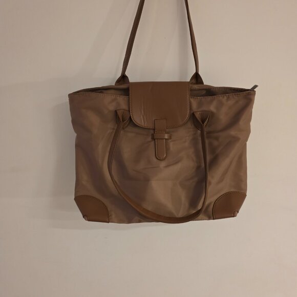 Handbag - Picture 2 of 4